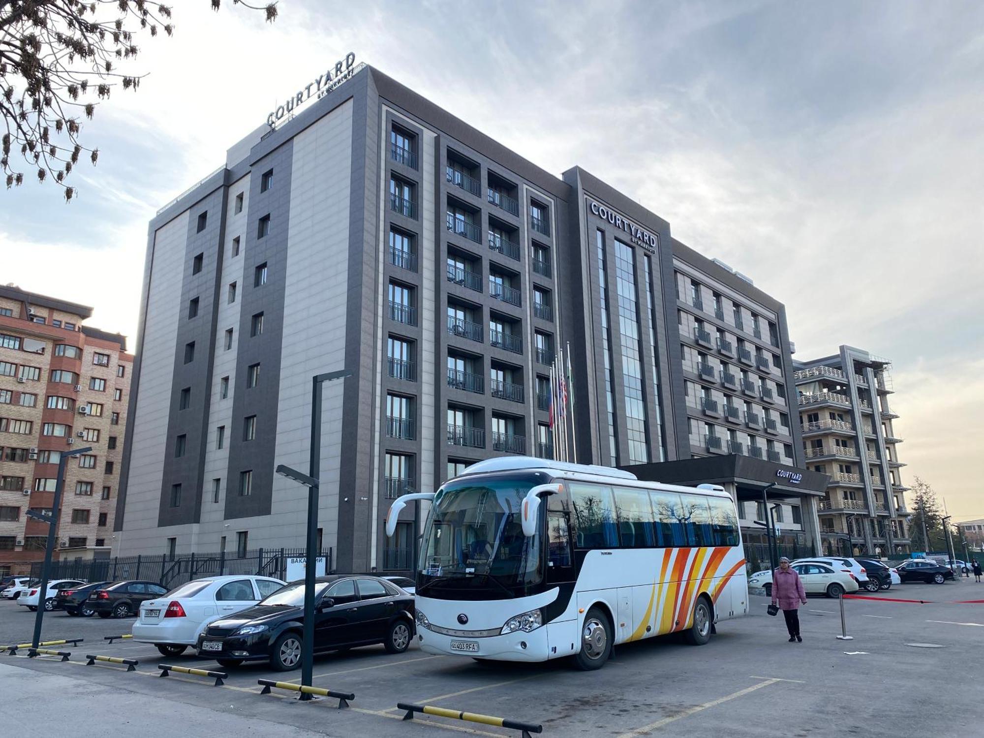 Spacious Apartment In New Building, Near The City Center And Airport Taszkent Zewnętrze zdjęcie